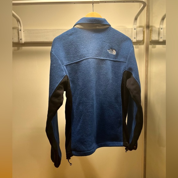 The North Face fleece zip up, blue with black arms, mens small, great condition - Picture 8 of 9